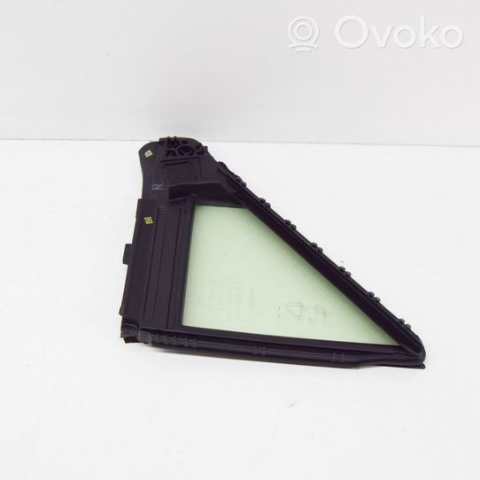 Toyota RAV 4 (XA50) Front door vent window glass four-door 43R00034