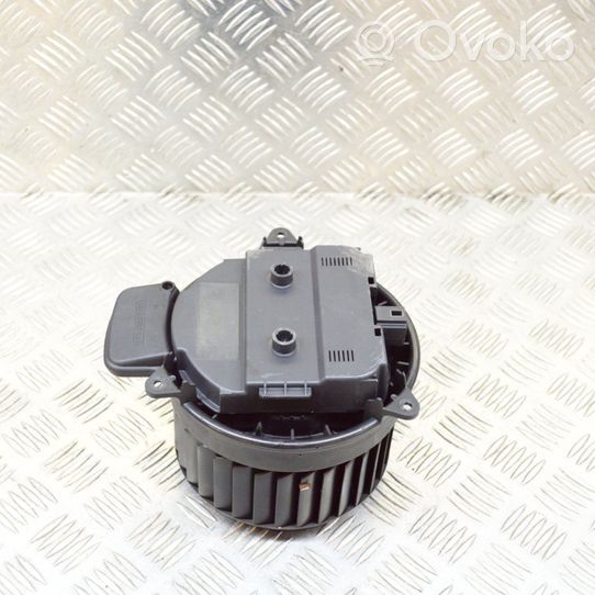 Audi A6 C7 Ventola riscaldamento/ventilatore abitacolo 7737081504