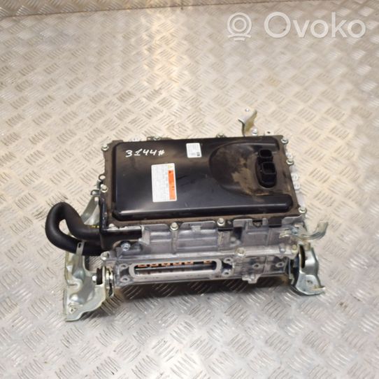 Toyota C-HR Convertisseur / inversion de tension inverseur G920047330