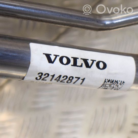 Volvo XC40 Zbiornik paliwa 32142871