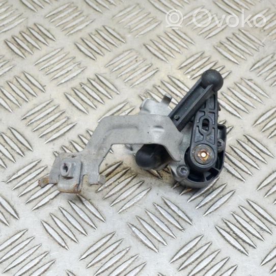 Volvo XC40 Rear air suspension level height sensor 8888807367