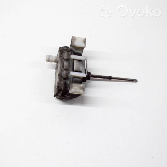 Audi A8 S8 D2 4D Serratura del tappo del serbatoio del carburante 4D0862153A