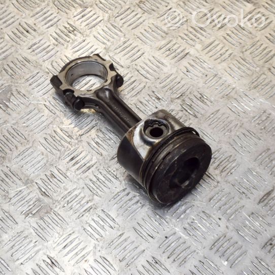 Nissan NP300 Piston A20105X00A