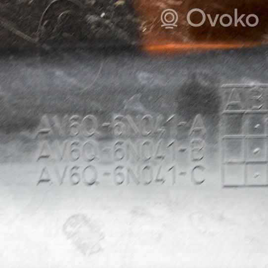 Volvo V60 Osłona górna silnika AV6Q6N041C