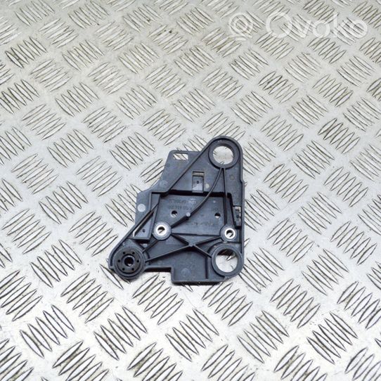 Audi A3 S3 8V ABS-pumpun kiinnike 5Q0614235