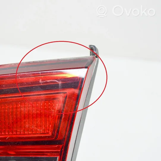 Audi A3 S3 8V Lampy tylnej klapy bagażnika 8V5945076