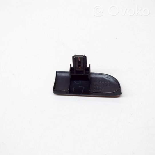 Mazda 6 Kojelaudan hansikaslokeron lista G22D55442