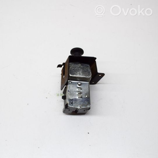 Ford Explorer Light switch E77B11654AA