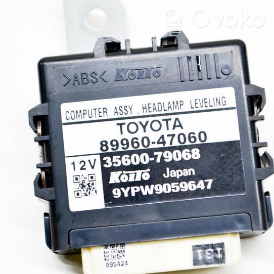 Toyota Prius (XW30) Moduł poziomowanie świateł Xenon 8996047060