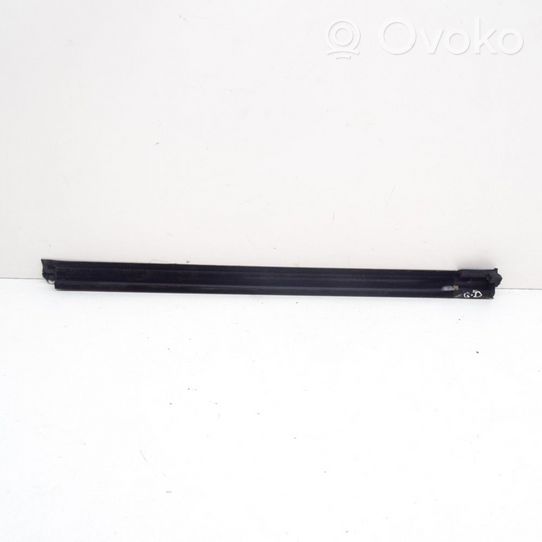 Audi A4 S4 B6 8E 8H Tappo cornice del serbatoio 