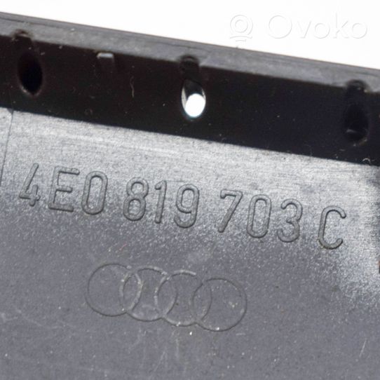 Audi A8 S8 D3 4E Copertura griglia di ventilazione cruscotto 4E0819703C