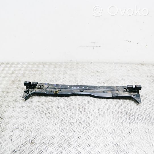 Volvo XC40 Staffa del pannello di supporto del radiatore parte superiore 32234760