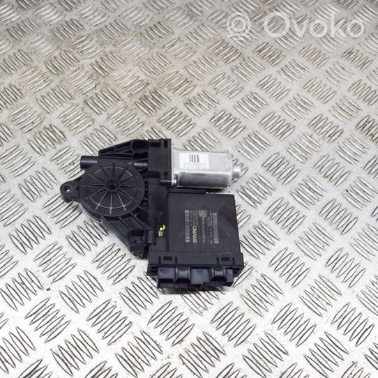 Volvo XC40 Silniczek podnośnika szyby drzwi 8888777260