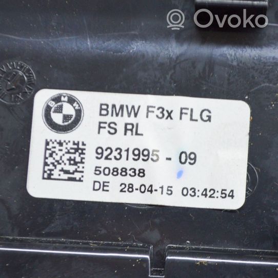 BMW 3 F30 F35 F31 Copertura griglia di ventilazione cruscotto 9231995