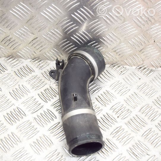 BMW 5 F10 F11 Tube d'admission de tuyau de refroidisseur intermédiaire 7843221