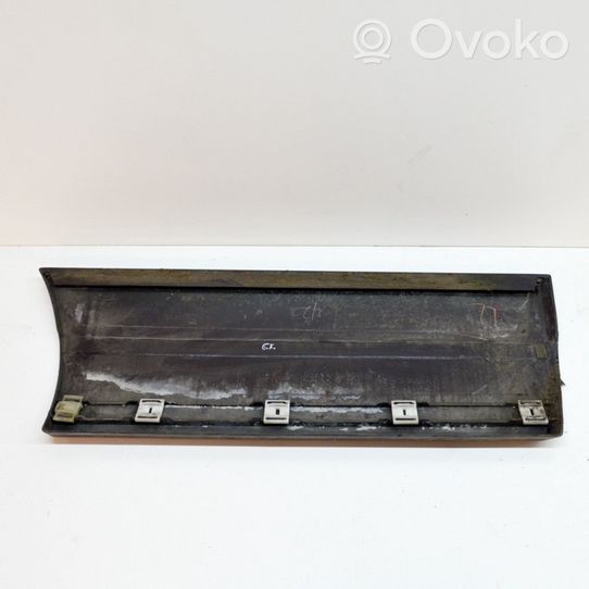 Cadillac STS Seville Takaoven lista (muoto) 3526624