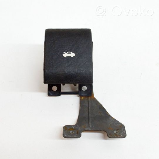 Cadillac STS Seville Engine bonnet (hood) release handle 