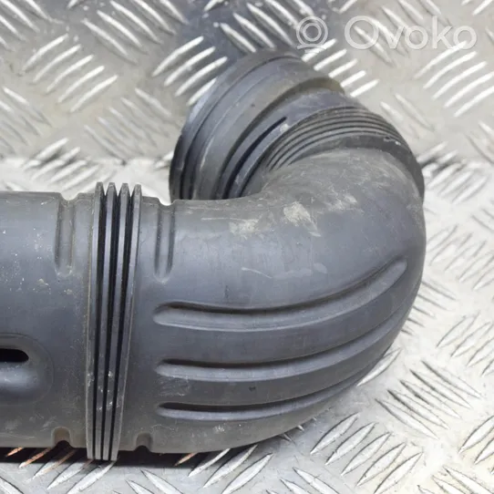 Volkswagen Touareg I Conduit d'air (cabine) 7L0129684A