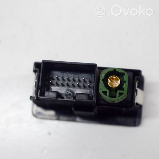 Volkswagen Golf VII Câble adaptateur AUX 5G0035222A