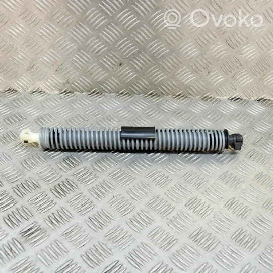 BMW 5 G30 G31 Vérin de capot arrière 7366403