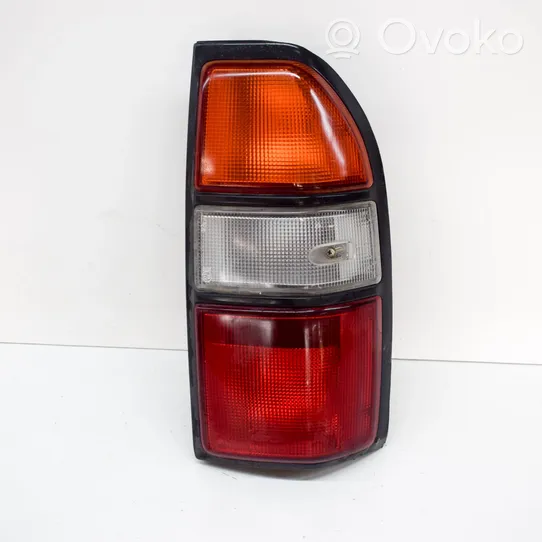 Toyota Land Cruiser (HDJ90) Luci posteriori 