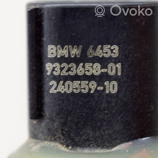 BMW 3 F30 F35 F31 Ilmastointilaitteen paineanturi (A/C) 24055910