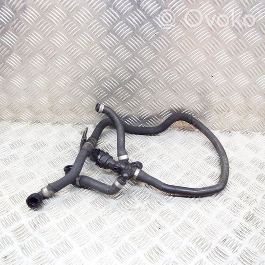 BMW X6 F16 Engine coolant pipe/hose 8514220