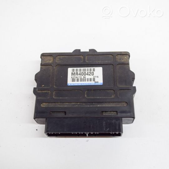 Mitsubishi Pajero ABS valdymo blokas MR400420