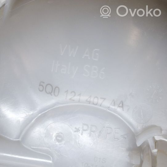 Volkswagen Tiguan Serbatoio di compensazione del liquido refrigerante/vaschetta 5Q0121407AA