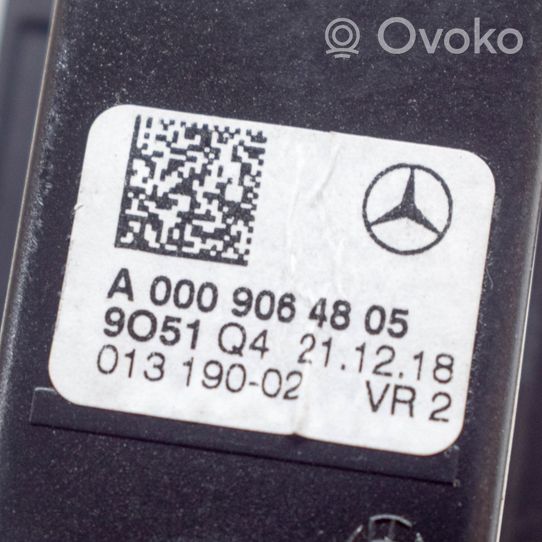 Mercedes-Benz A W177 Rankenėlė galinė A0009064805