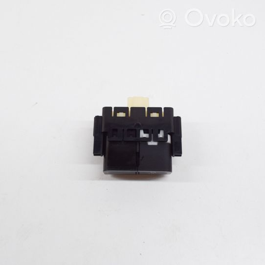 Toyota Prius (XW50) Interruptor ESP (programa de estabilidad) 5133B97C