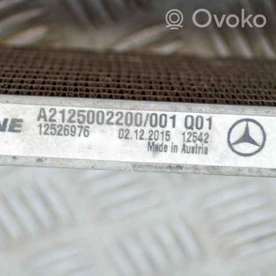 Mercedes-Benz E W212 Refroidisseur d'huile moteur A2125002200