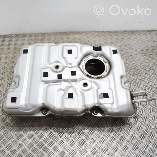 BMW 5 G30 G31 Serbatoio del carburante 24131812