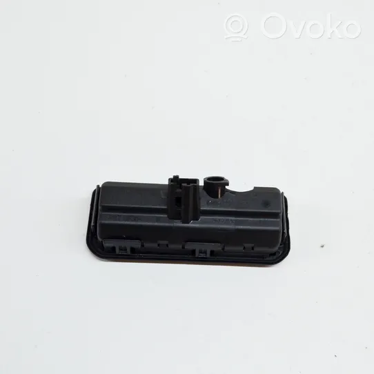 Skoda Karoq Bouton interrupteur ouverture du coffre 6V0827566