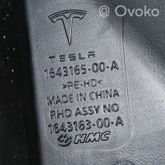 Tesla Model 3 Žibintų apiplovimo bakelis 164316500A