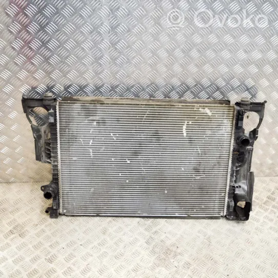 Volvo XC60 Radiateur de refroidissement 