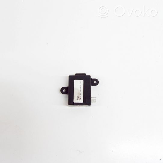 KIA Sportage USB-pistokeliitin 96125P1600