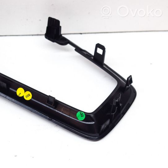 Opel Mokka X Rivestimento del vano portaoggetti del cruscotto 9834931080