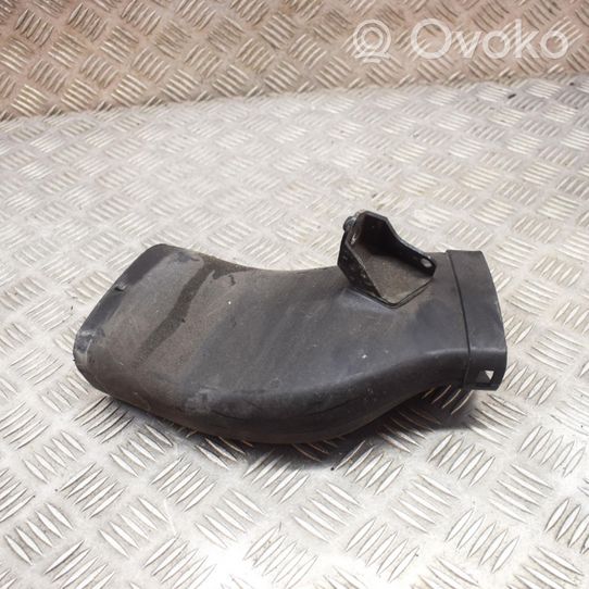 BMW X3 F25 Salono oro latakas (-ai) 7811028