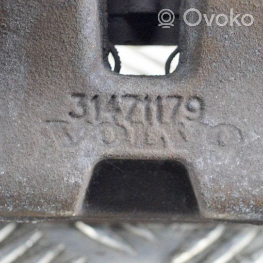 Volvo XC40 Задний суппорт P32276921