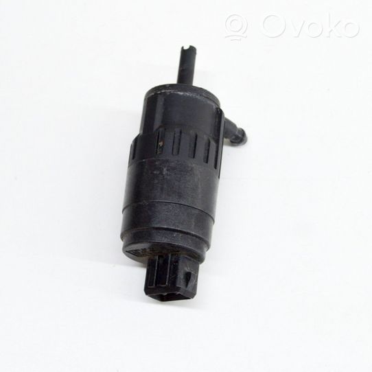 Maserati Quattroporte Pompe de lave-glace de pare-brise D28323514