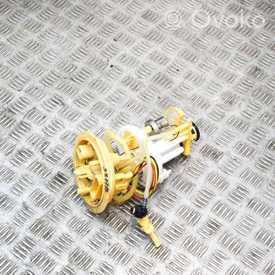 Audi A5 Pompe à carburant 8W0919088K