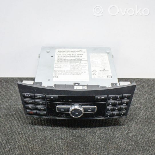 Mercedes-Benz E W212 Radio/CD/DVD/GPS-pääyksikkö A2129012507