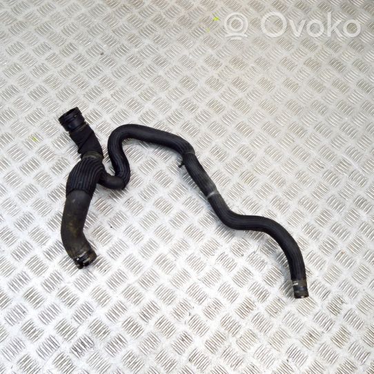 Jeep Cherokee Tuyau de liquide de refroidissement moteur 68102140AC