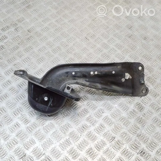 Skoda Superb B8 (3V) Braccio di controllo sospensione posteriore superiore/braccio oscillante 1K0501475