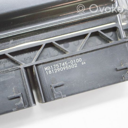 Volvo XC40 Sterownik / Moduł ECU MB1757450100