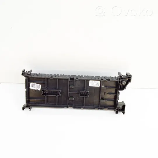 Mercedes-Benz GLE (W166 - C292) Relay mounting block A1669061202