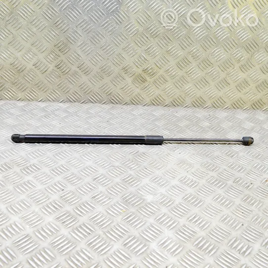 Volkswagen PASSAT B8 Tailgate/trunk strut/damper 3G9827550A