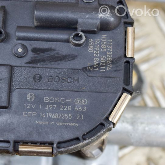 Audi A3 S3 8V Mechanizm i silniczek wycieraczek szyby przedniej / czołowej 3397021591