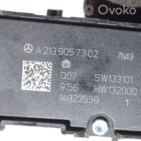 Mercedes-Benz EQC Interruttore riscaldamento sedile A2139057302